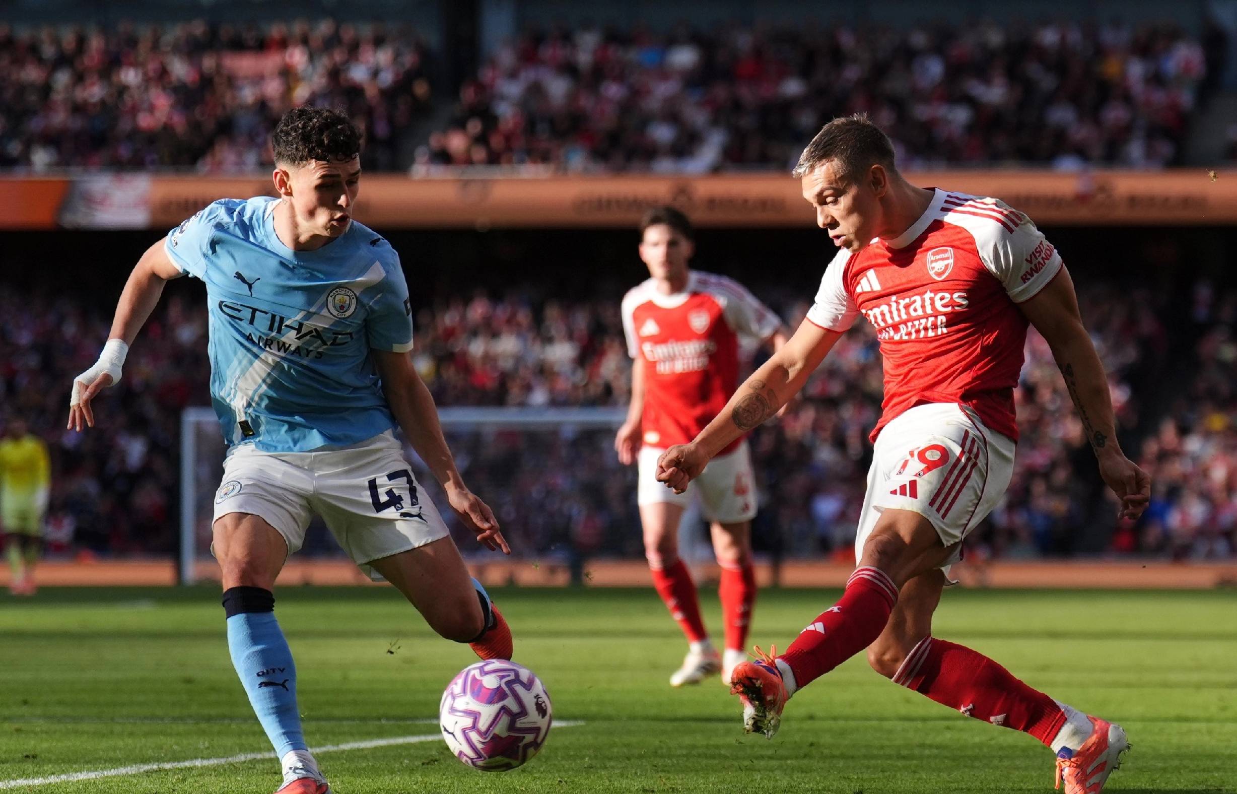 马修斯·茹萨：从克鲁塞罗悍将到海港中流砥柱（马修斯·茹萨：从克鲁塞罗铁卫到海港定海神针）