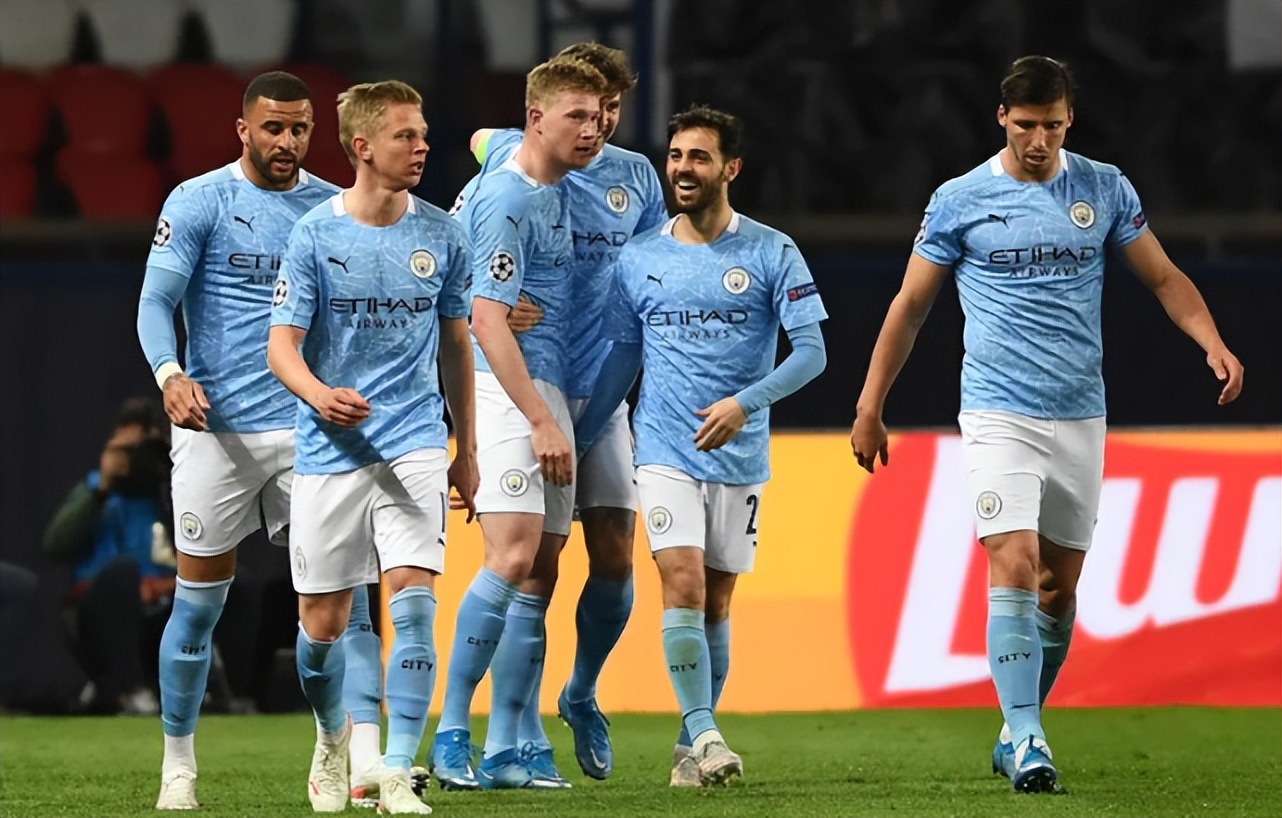 斯帕莱蒂：对球队整体表现很满意；DV9带伤出战表现出了责任感（斯帕莱蒂满意全队发挥，赞DV9带伤上阵尽显担当）