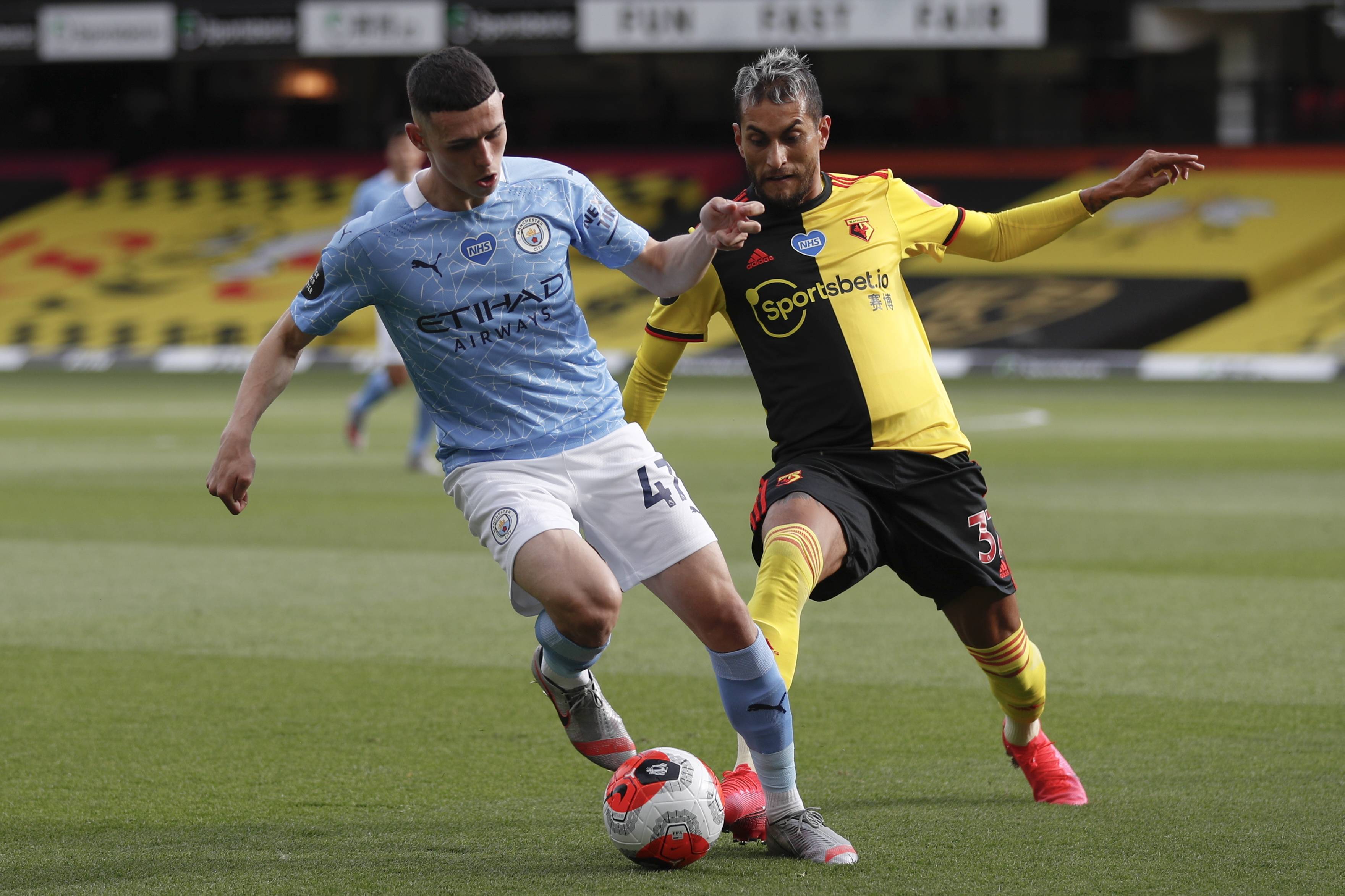 意媒：罗马也在关注维罗纳前锋焦瓦内，加斯佩里尼对他很欣赏（意媒：罗马有意引进维罗纳前锋焦瓦内，加斯佩里尼对其青睐有加）