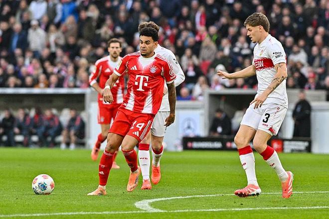 维埃里：现在拿皮奥和其他人比较毫无意义，应该让他安心踢球（维埃里：别再拿皮奥和别人比较了，让他专心踢球吧）